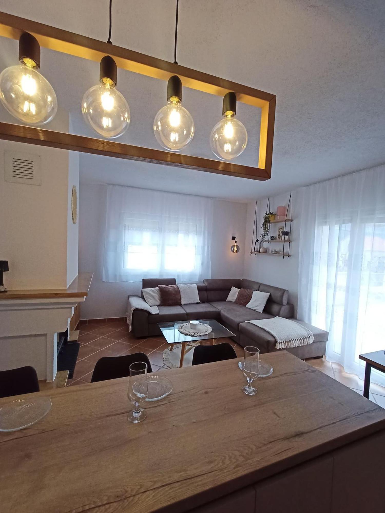 Village Apartment Zagvozd Exterior photo